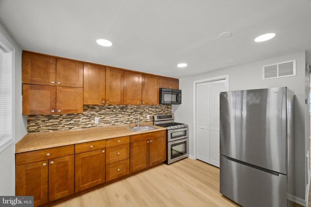 817 5TH, Baltimore, MD 21227