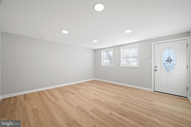 817 5TH, Baltimore, MD 21227