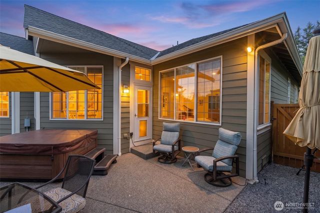 1922 10th Street Pl SW, Puyallup, WA 98371
