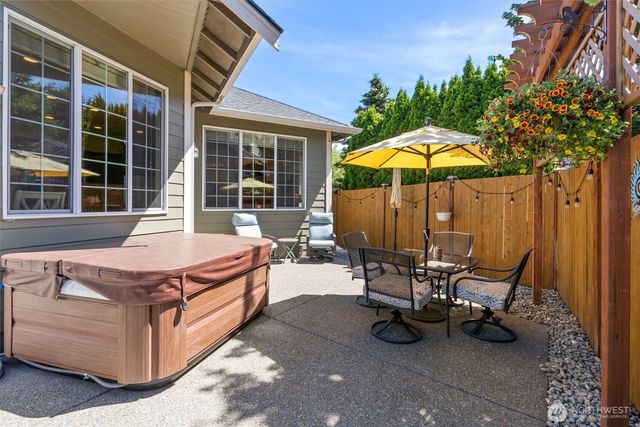1922 10th Street Pl SW, Puyallup, WA 98371