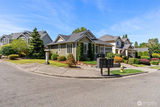 1922 10th Street Pl SW, Puyallup, WA 98371