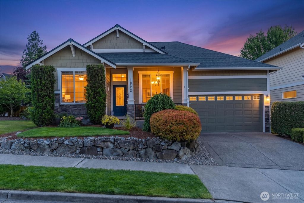 1922 10th Street Pl SW, Puyallup, WA 98371