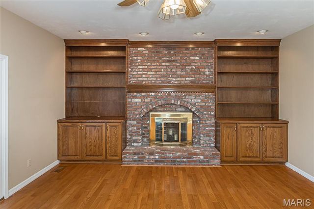 22 Huntington Parkway, St Charles, MO 63301