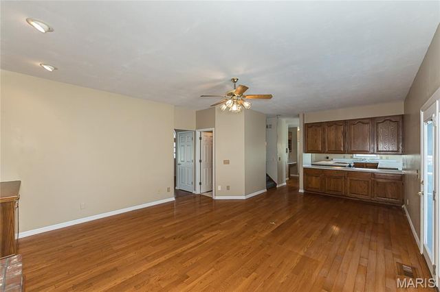 22 Huntington Parkway, St Charles, MO 63301