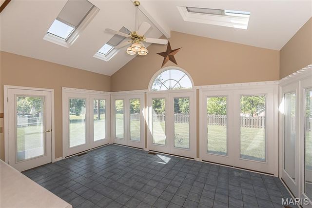 22 Huntington Parkway, St Charles, MO 63301