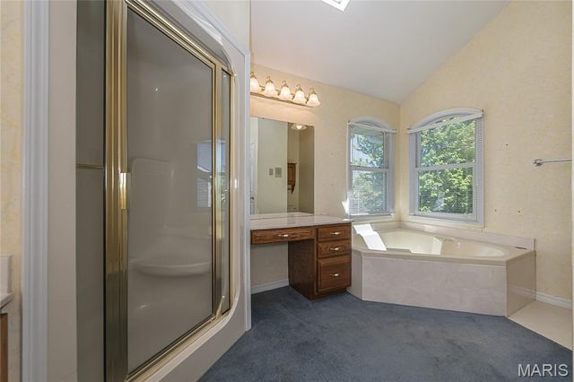 22 Huntington Parkway, St Charles, MO 63301