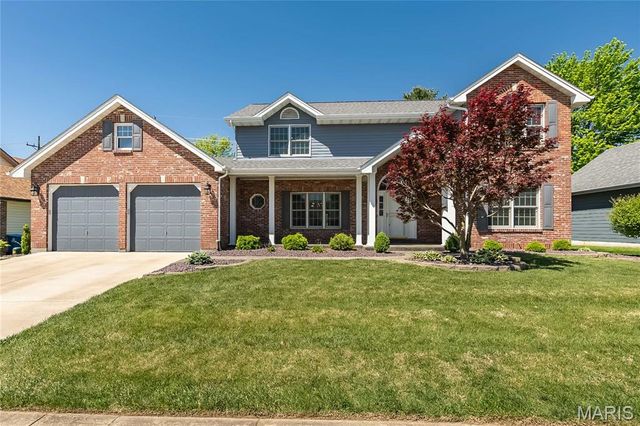 22 Huntington Parkway, St Charles, MO 63301