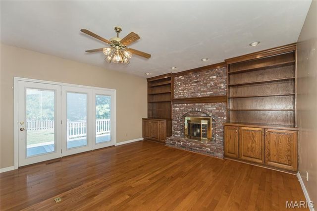 22 Huntington Parkway, St Charles, MO 63301