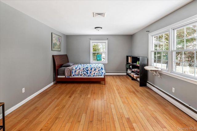 94 Meadow Road, Briarcliff Manor, NY 10510