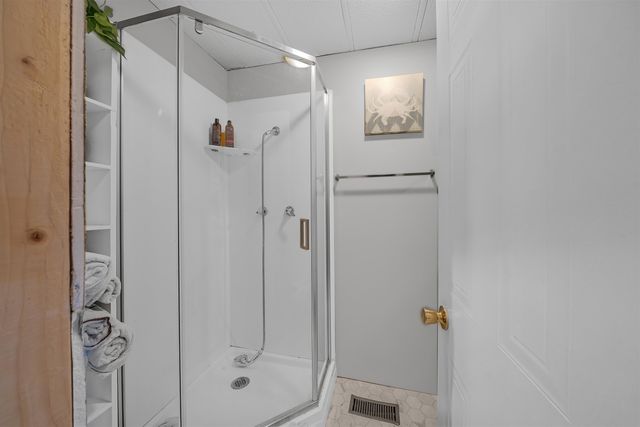 4851 S Bluff St, Wichita, KS 67210