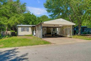 4851 S Bluff St, Wichita, KS 67210