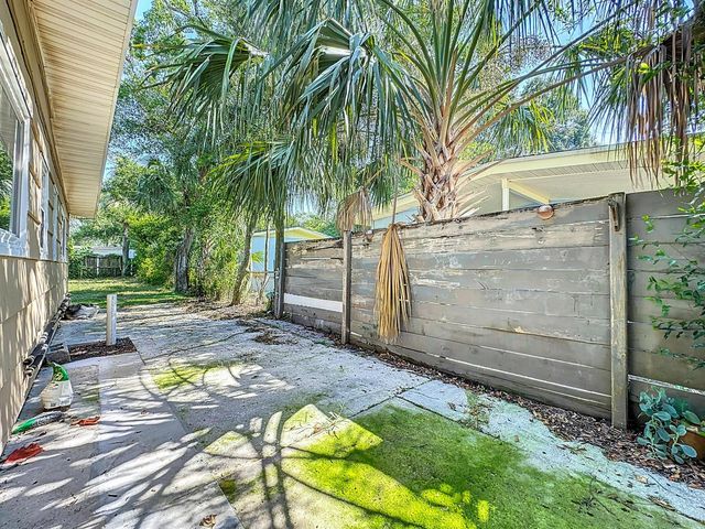 7615 Mayapple Road, Jacksonville, FL 32211