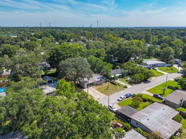 7615 Mayapple Road, Jacksonville, FL 32211
