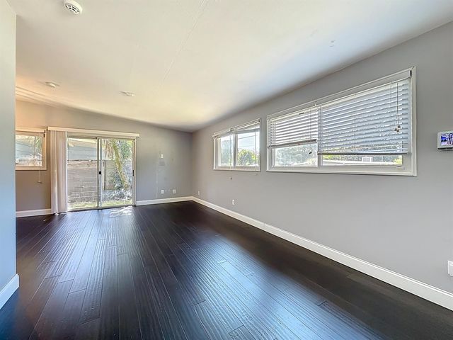 7615 Mayapple Road, Jacksonville, FL 32211