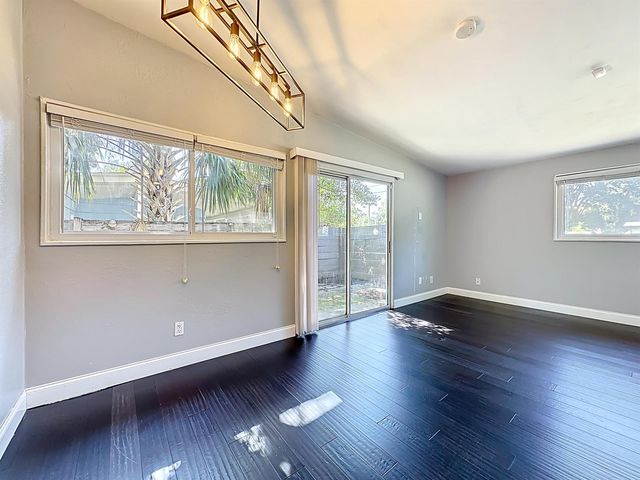 7615 Mayapple Road, Jacksonville, FL 32211