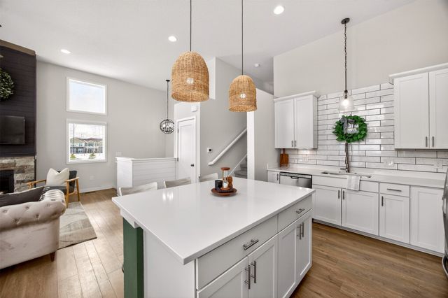 341 NE Mink Drive, Waukee, IA 50263