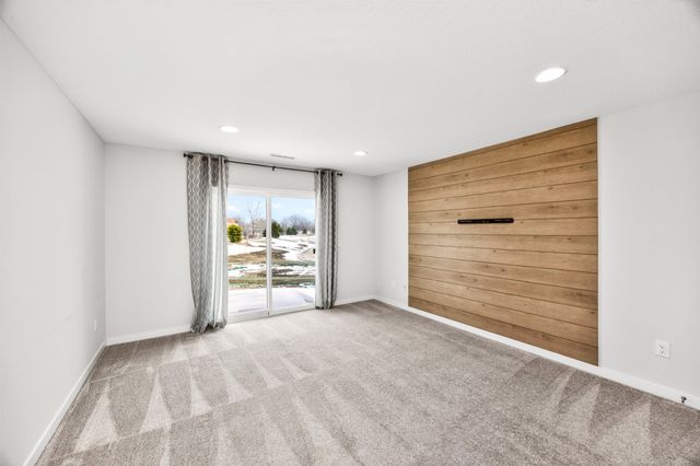 341 NE Mink Drive, Waukee, IA 50263