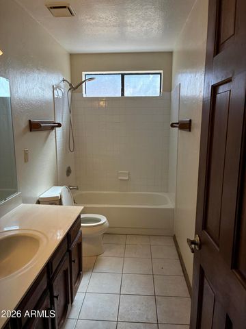 701 W SUMMIT Place, Chandler, AZ 85225