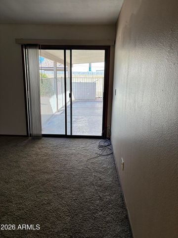701 W SUMMIT Place, Chandler, AZ 85225