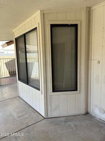 701 W SUMMIT Place, Chandler, AZ 85225