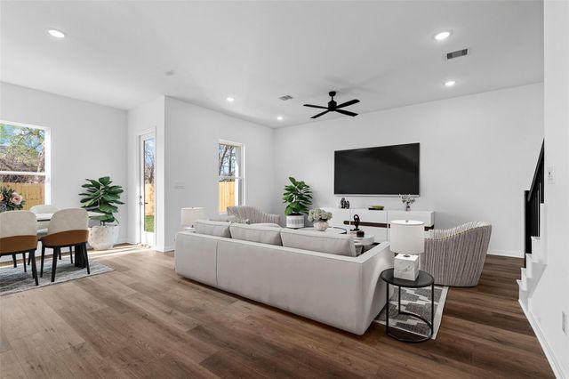 7938 Kenton Street, Houston, TX 77028