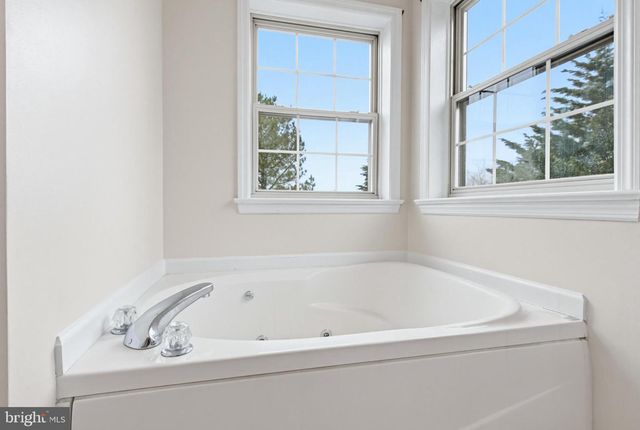 46 STONEWYCK HILL RD, Wrightsville, PA 17368