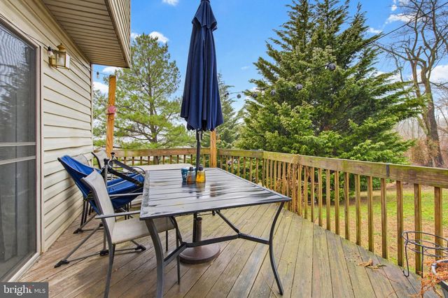 46 STONEWYCK HILL RD, Wrightsville, PA 17368