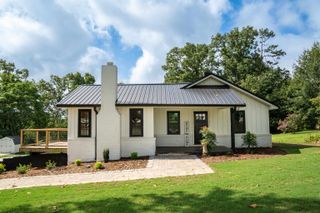 550 Landrum Mill Road, Landrum, SC 29356