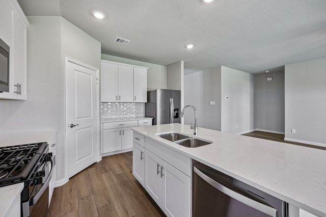 808 London Town Lane, Princeton, TX 75071