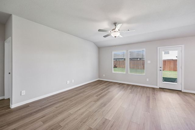 808 London Town Lane, Princeton, TX 75071