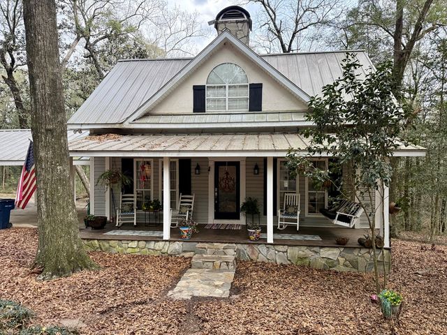 836 Campbell Road, Hartford, AL 36344