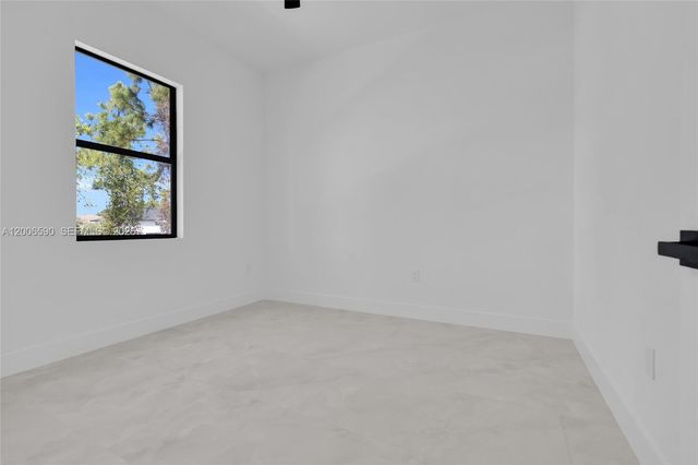 3406 29th ST SW, Lehigh Acres, FL 33976