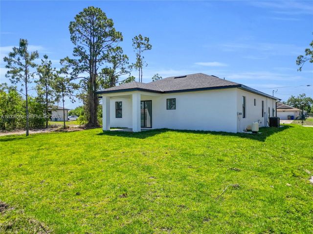 3406 29th ST SW, Lehigh Acres, FL 33976