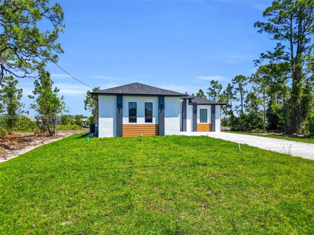 3406 29th ST SW, Lehigh Acres, FL 33976