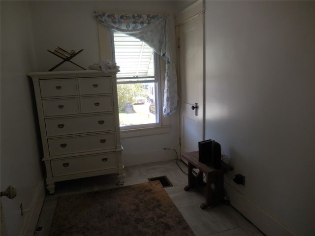 938 E 8 Street, Erie, PA 16503
