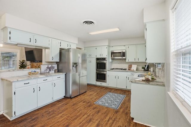 11133 Forest Hill, Corpus Christi, TX 78410