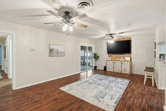 11133 Forest Hill, Corpus Christi, TX 78410