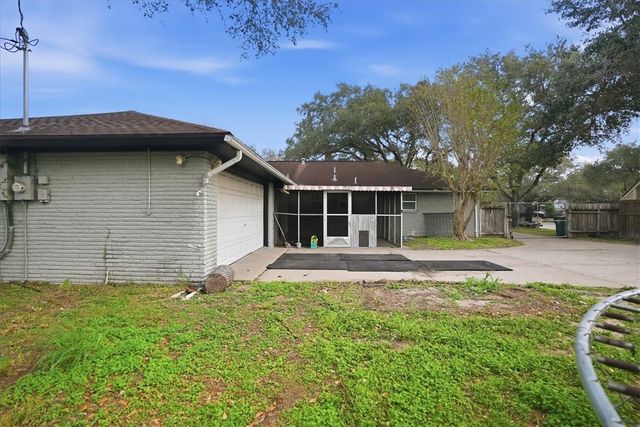 11133 Forest Hill, Corpus Christi, TX 78410
