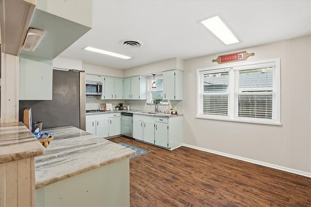 11133 Forest Hill, Corpus Christi, TX 78410