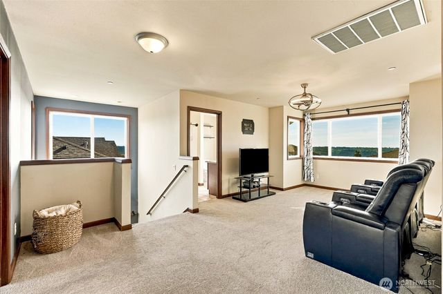 10908 177th Avenue Ct E, Bonney Lake, WA 98391