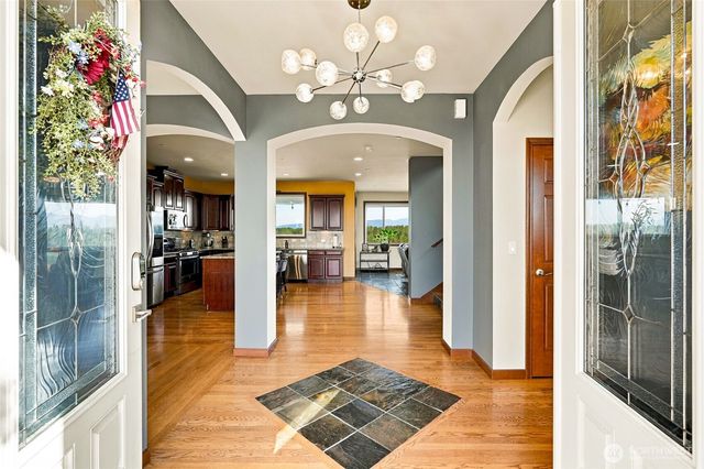 10908 177th Avenue Ct E, Bonney Lake, WA 98391