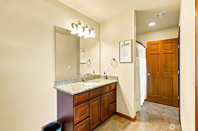 10908 177th Avenue Ct E, Bonney Lake, WA 98391