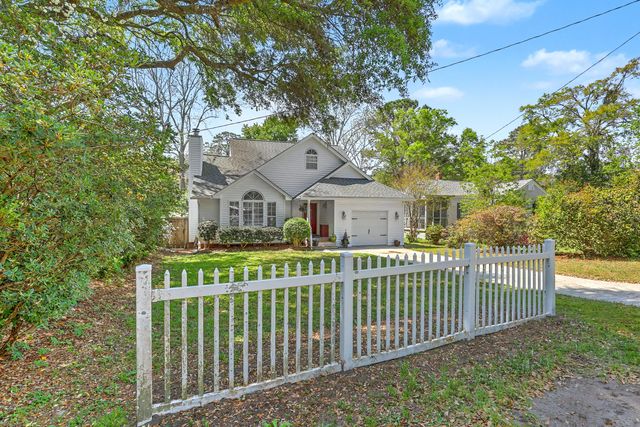 333 Riverland Drive, Charleston, SC 29412