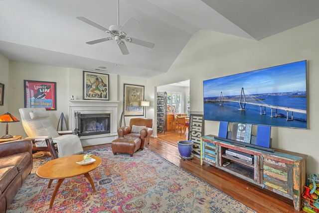 333 Riverland Drive, Charleston, SC 29412