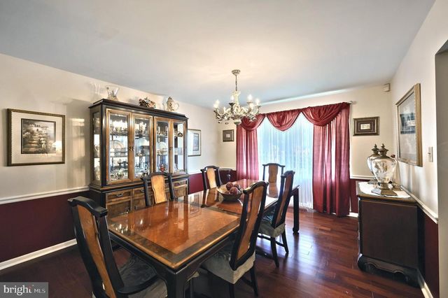 3415 BLACKFRIAR LN, York, PA 17402