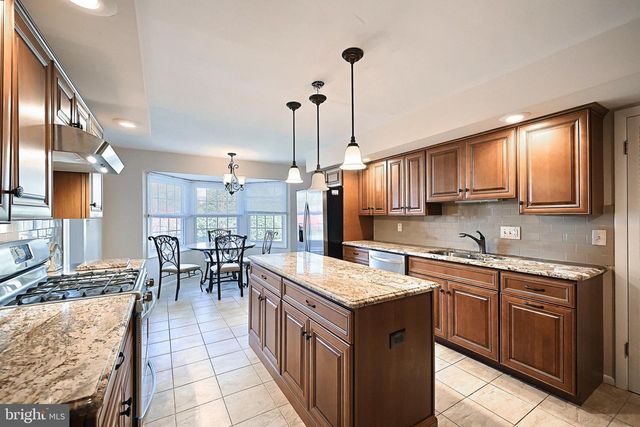 3415 BLACKFRIAR LN, York, PA 17402