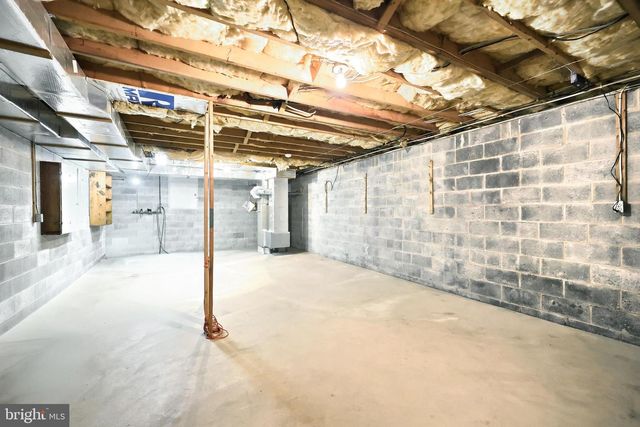 3415 BLACKFRIAR LN, York, PA 17402