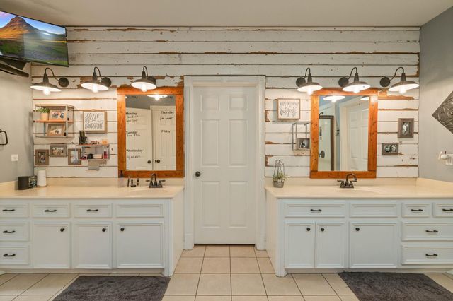 5026 Highland Pass, Montgomery, TX 77316