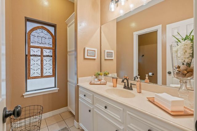 5026 Highland Pass, Montgomery, TX 77316