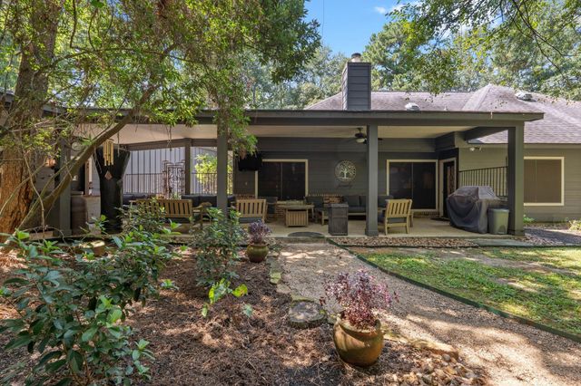 5026 Highland Pass, Montgomery, TX 77316